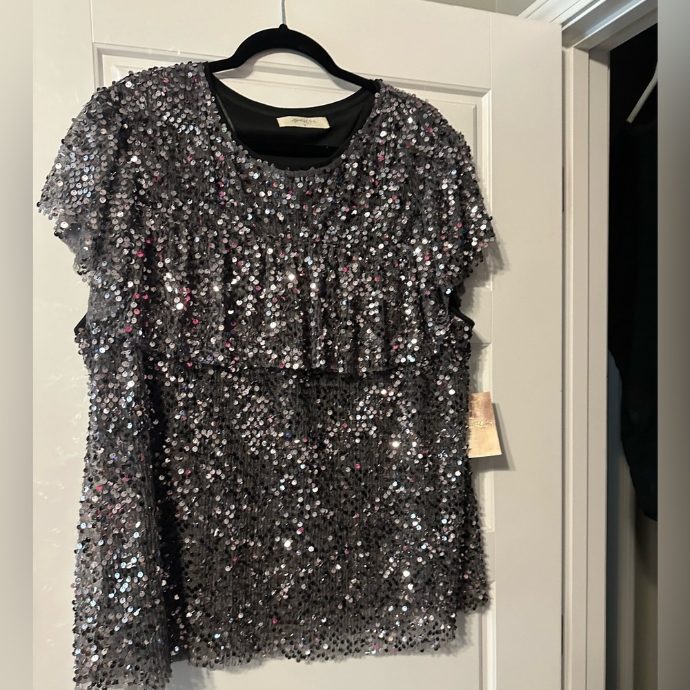 Grey sequin top
